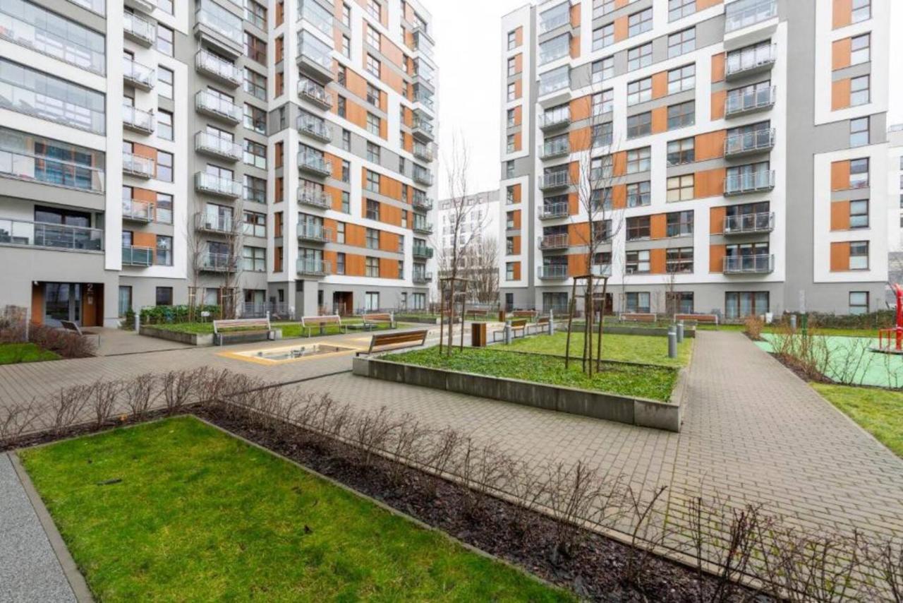 Woronicza 33B Prywatne Mieszkanie Z Oddzielna Sypialnia I Balkonem Bezplatne Miejsce Parkingowe Samodzielne Zameldowanie! 바르샤바 외부 사진